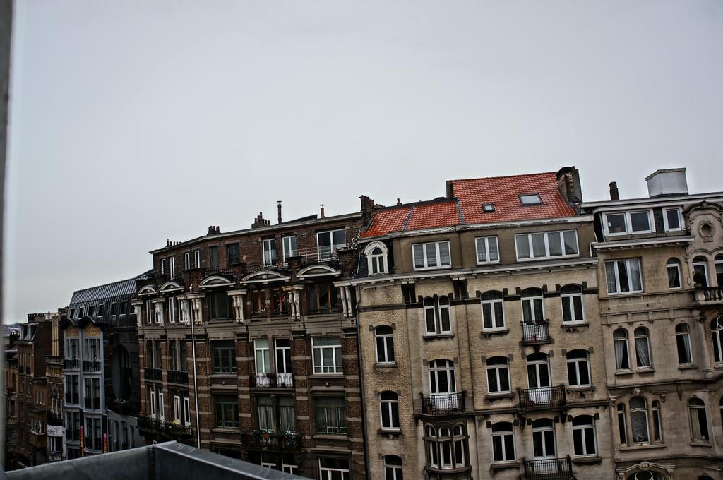 Es Hostel Saint-Gilles Buitenkant foto